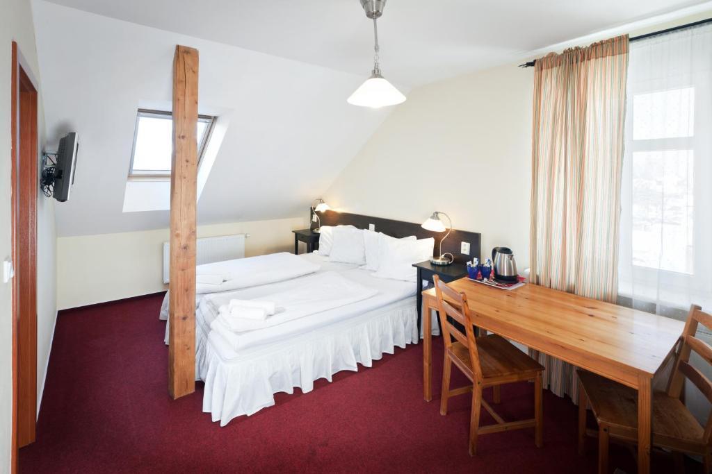 Pytloun Penzion Zelený Háj Liberec Habitación foto